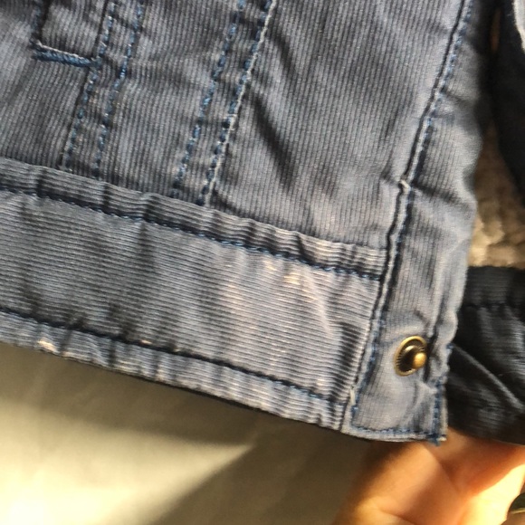 Boys size 4T blue Oshkosh lined winter jacket pockets - Picture 5 of 12